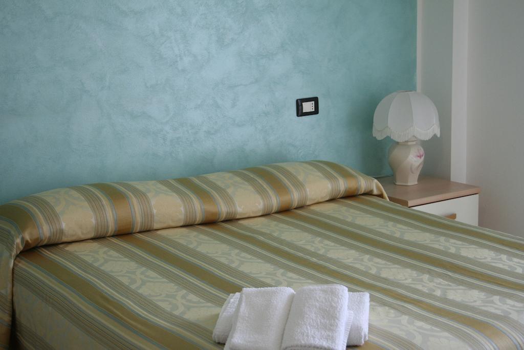 Bed And Breakfast Cirelli Scalea Zimmer foto