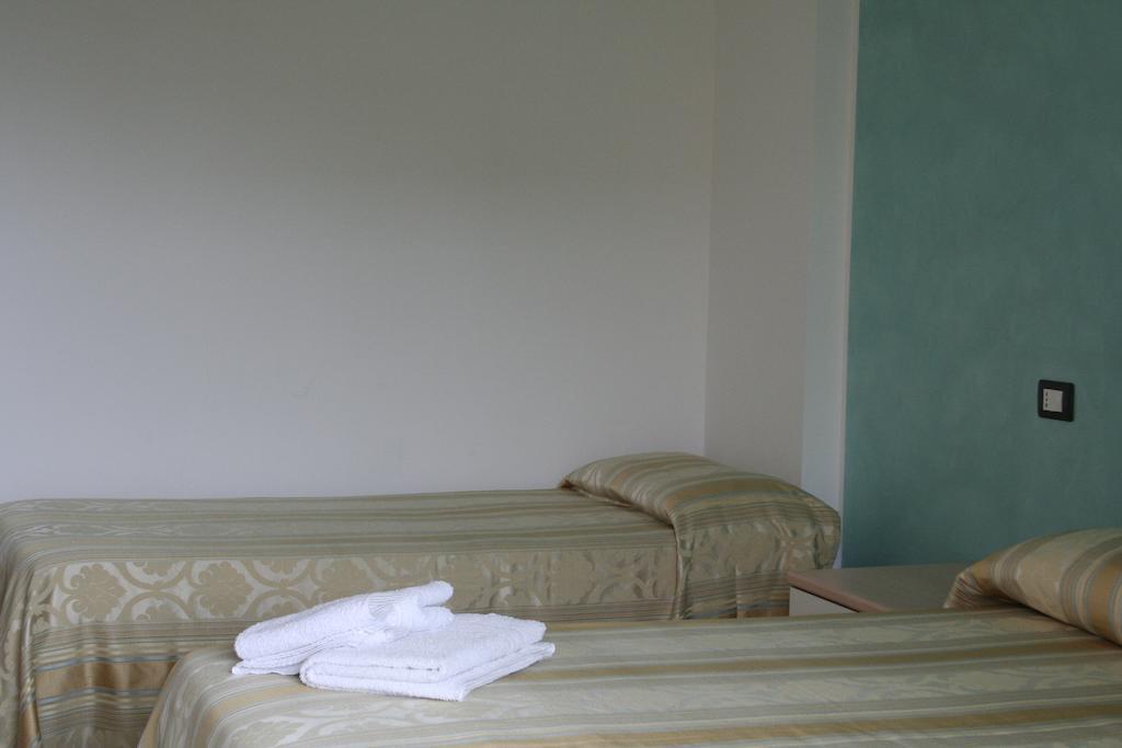 Bed And Breakfast Cirelli Scalea Zimmer foto